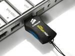 Corsair USB 2.0 Drive, "Voyager Mini", 4GB Flash, Ultra Compact, Retractable Connector, 10 Year Wty